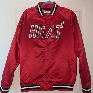 Miami Heat Jacket Mitchell & Ness Red Hardwood Classic Satin Full-Snap Raglan